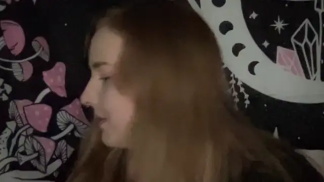 Snapshot of thickgingergoddess chatting on 01/30/25, 10:30 thickgingergoddess online show from 01/30/25, 10:30