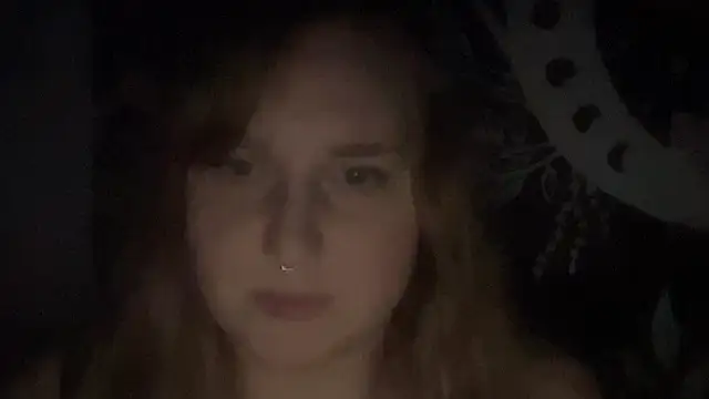 Snapshot of thickgingergoddess chatting on 02/11/25, 04:55 thickgingergoddess online show from 02/11/25, 04:55