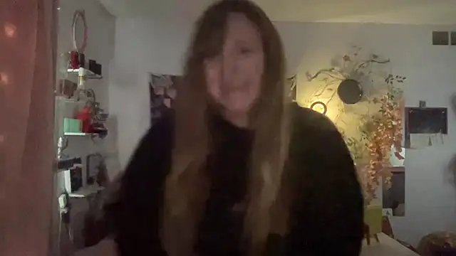 Snapshot of thickgingergoddess chatting on 02/25/25, 10:07 thickgingergoddess online show from 02/25/25, 10:07