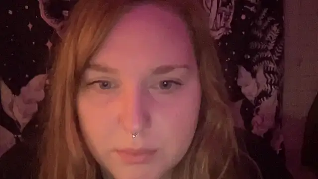 Snapshot of thickgingergoddess chatting on 02/26/25, 06:00 thickgingergoddess online show from 02/26/25, 06:00