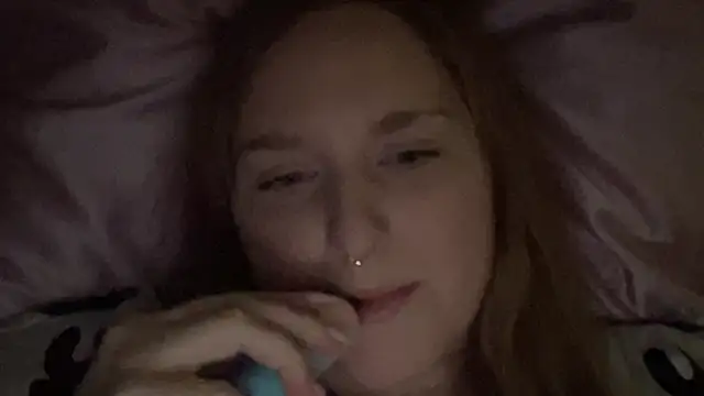 Snapshot of thickgingergoddess chatting on 03/01/25, 02:26 thickgingergoddess online show from 03/01/25, 02:26