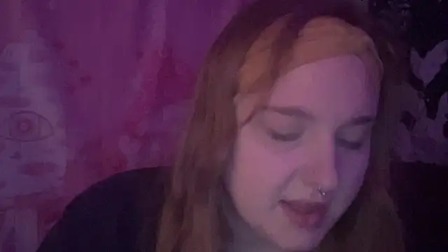 Snapshot of thickgingergoddess chatting on 03/19/25, 05:17 thickgingergoddess online show from 03/19/25, 05:17