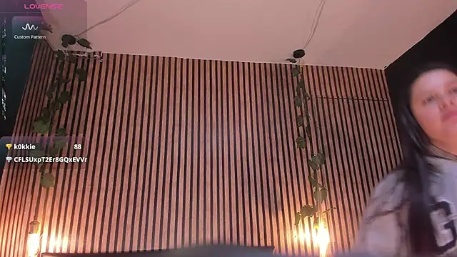 Victoria Ponce1 online show from 02/25/25, 07:14