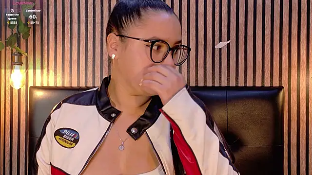 Victoria Ponce1 online show from 10/07/25, 09:12