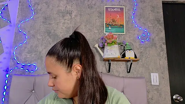 Victoria Ponce1 online show from 10/09/25, 01:31