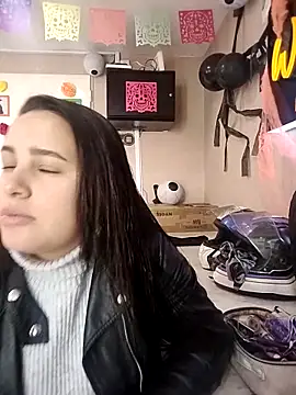 Victoria Ponce1 online show from 10/27/25, 05:17