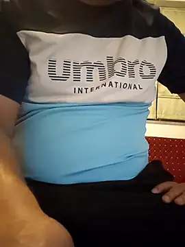 Snapshot of samee00721 chatting on 11/02/25, 07:05 samee00721 online show from 11/02/25, 07:05