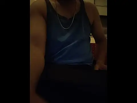 samee00721 online show from 12/22/25, 11:35