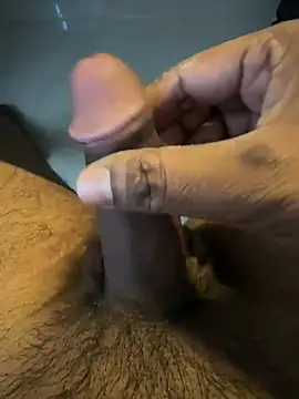 Snapshot of bangalore_real_fun chatting on 01/06/25, 11:40 bangalore real fun online show from 01/06/25, 11:40