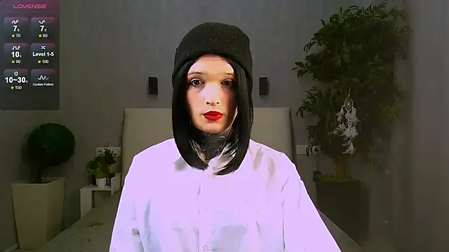 Simona Rain online show from 02/02/25, 01:19