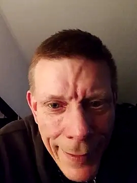 Snapshot of Tattooguy_86 chatting on 12/16/25, 03:50 Tattooguy 86 online show from 12/16/25, 03:50