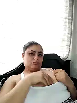 ElizabethWeil online show from 02/28/25, 07:03