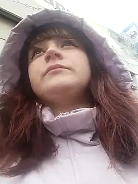 Eva Florence online show from 12/25/24, 10:17