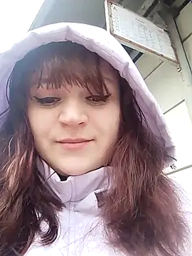 Eva Florence online show from 12/27/24, 10:12