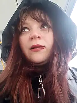 Eva Florence online show from 01/04/25, 09:21