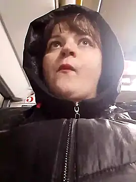 Eva Florence online show from 01/09/25, 05:00