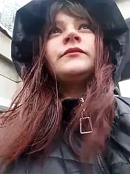 Eva Florence online show from 01/14/25, 10:59