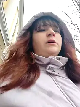 Eva Florence online show from 01/30/25, 11:11