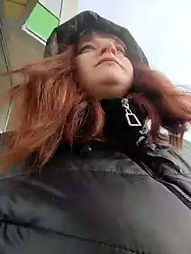 Eva Florence online show from 02/09/25, 08:22