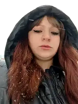 Eva Florence online show from 02/15/25, 09:05