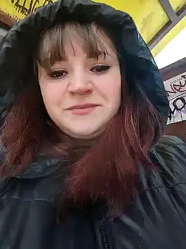 Eva Florence online show from 02/17/25, 10:07