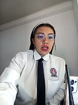 LIZ-06  online show from 10/21/25, 03:35