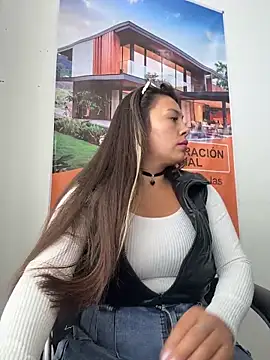 LIZ-06  online show from 03/19/26, 04:44