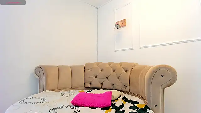 briannaduque online show from 02/14/25, 12:03