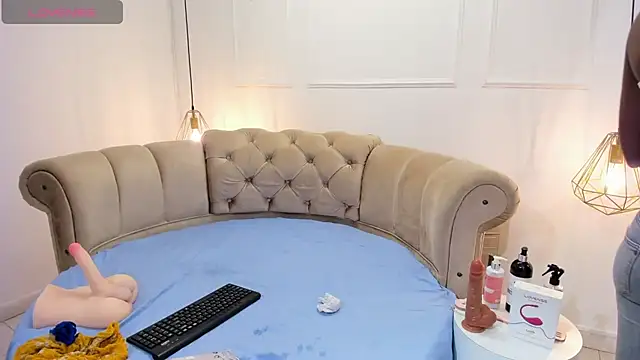 briannaduque online show from 03/04/25, 01:38