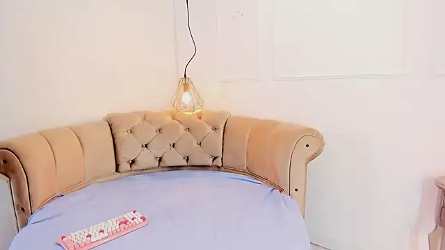 briannaduque online show from 03/13/25, 01:18