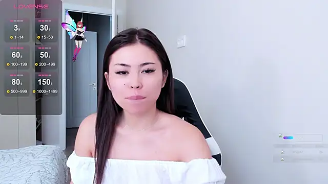 Snapshot of may_mia chatting on 10/12/25, 03:49 may mia online show from 10/12/25, 03:49