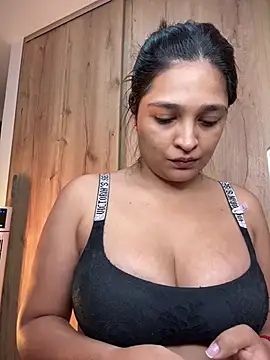 Snapshot of AdeleGray chatting on 07/20/26, 10:12 AdeleGray online show from 07/20/26, 10:12