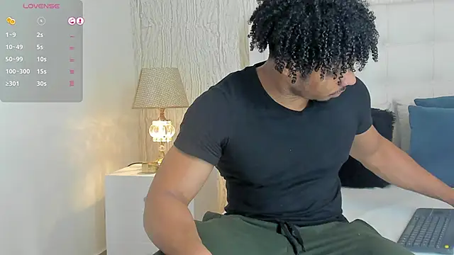 Jacub Micke1 online show from 11/13/25, 02:21