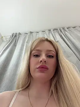 Snapshot of CaseyCumFace chatting on 07/31/26, 08:52 CaseyCumFace online show from 07/31/26, 08:52