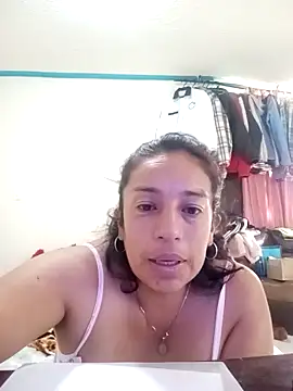 Snapshot of yaz_guzman chatting on 03/12/26, 01:06 yaz guzman online show from 03/12/26, 01:06