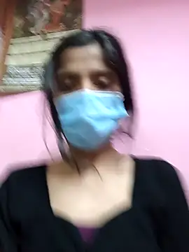 Snapshot of BabySlimmy10 chatting on 12/12/24, 11:07 BabySlimmy10 online show from 12/12/24, 11:07