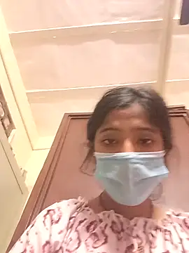 Snapshot of BabySlimmy10 chatting on 12/22/24, 04:28 BabySlimmy10 online show from 12/22/24, 04:28