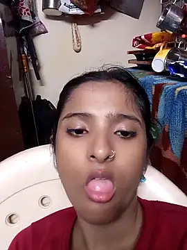 Snapshot of BabySlimmy10 chatting on 09/21/25, 08:10 BabySlimmy10 online show from 09/21/25, 08:10