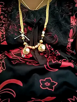 Snapshot of Cute-chinny chatting on 01/27/25, 06:52 Cute-chinny online show from 01/27/25, 06:52