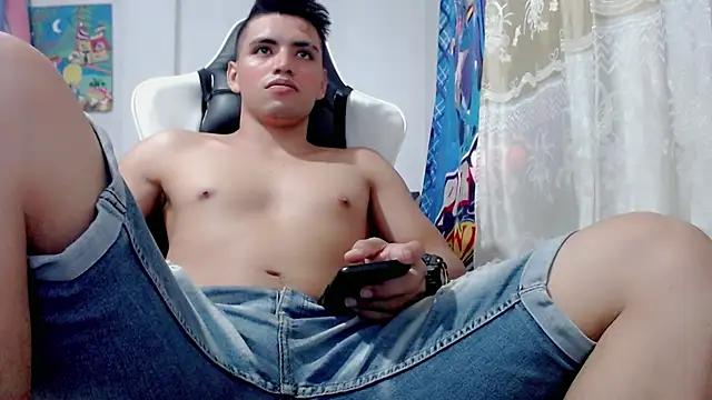 danilo302209 online show from 02/04/25, 08:28