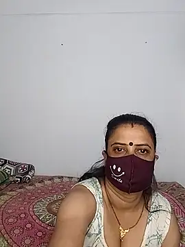 Cute-manisha online show from 04/17/26, 02:36