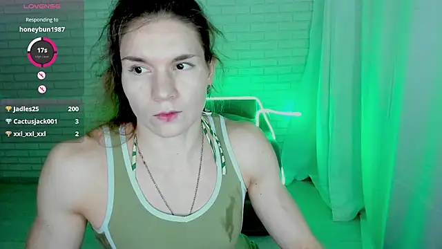 Lisa Ray online show from 01/21/25, 05:27