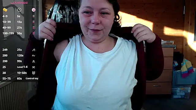 Snapshot of KasiaPrivat chatting on 03/03/25, 06:59 KasiaPrivat online show from 03/03/25, 06:59