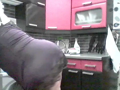 Lisa Suzie online show from 04/18/26, 07:07