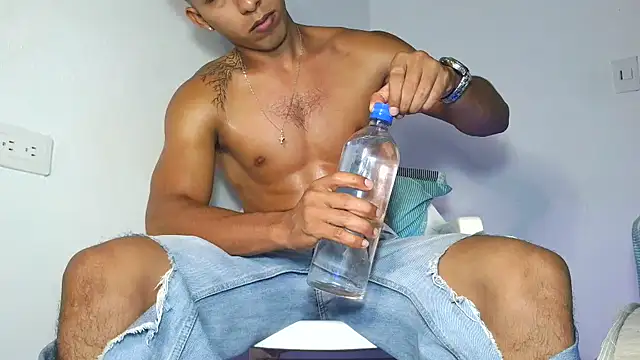 maximo vega newv online show from 02/06/26, 09:07