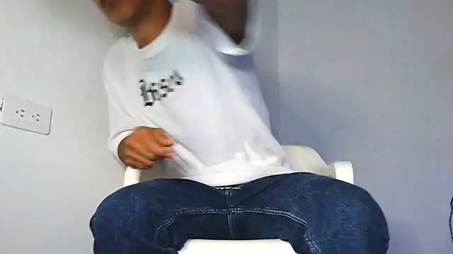 maximo vega newv online show from 02/11/26, 11:48