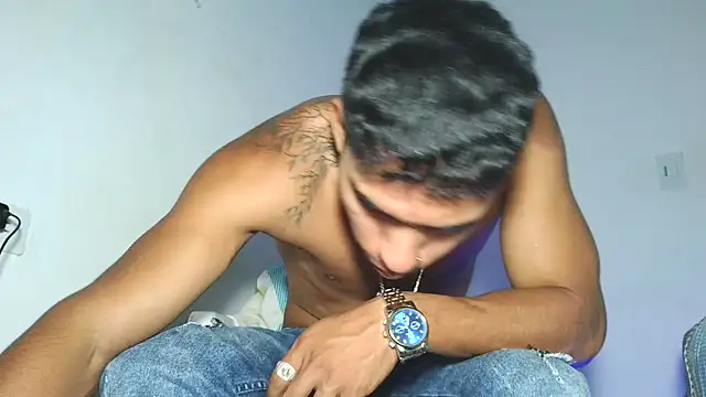 maximo vega newv online show from 03/28/26, 10:20