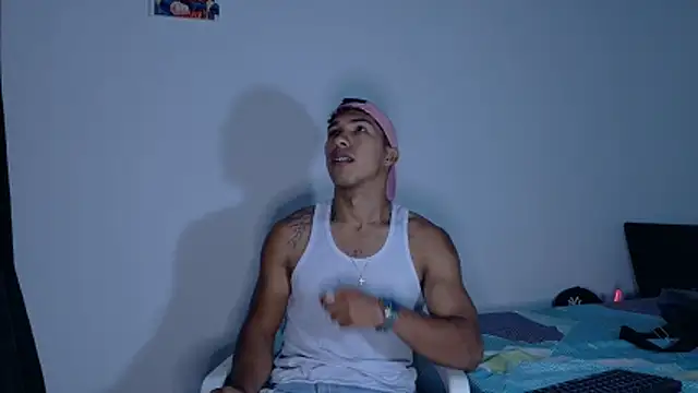 maximo vega newv online show from 04/15/26, 09:04