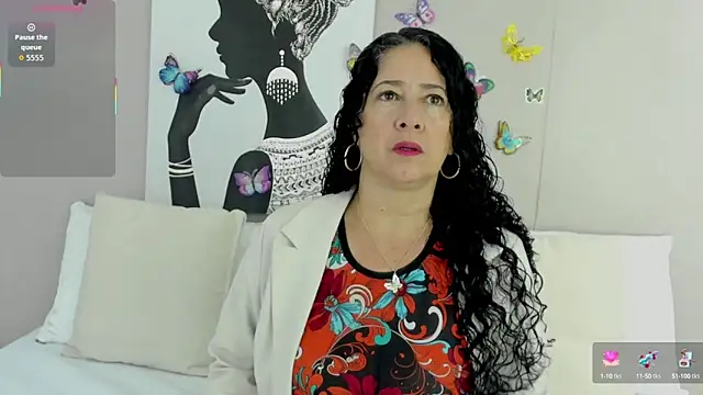 Adelesmithh online show from 10/07/25, 11:40