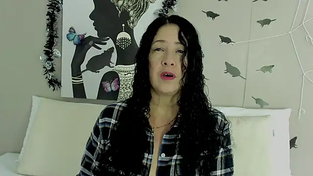 Adelesmithh online show from 10/25/25, 11:40